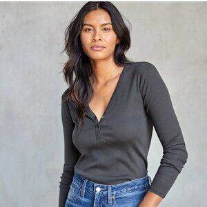 Women's Outerknown Sojourn Ribbed Henley size XS in Washed Black